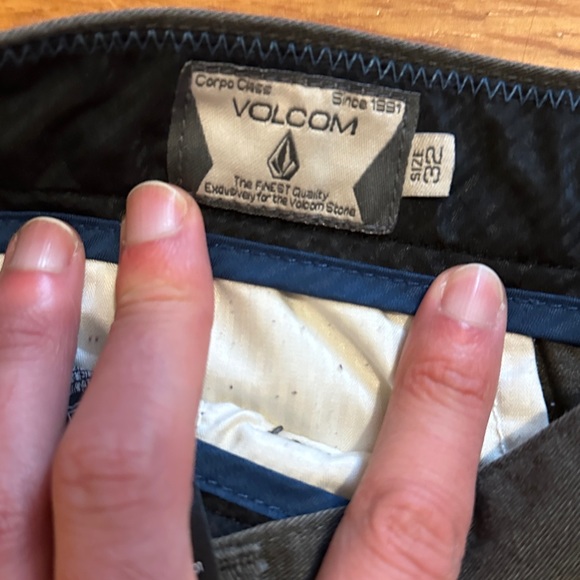 Volcom Gray Shorts- 32inch - 10inch inseam - Picture 2 of 3